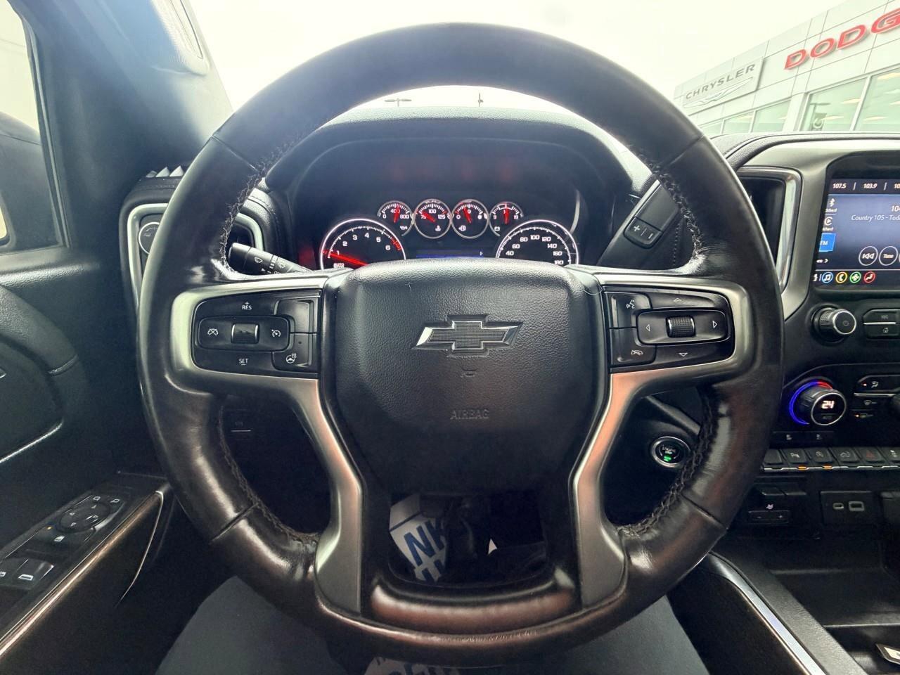 2021 Chevrolet Silverado 1500 LT Trail BossLT TRAIL BOSS, 5.3L V8, 2 FACTORY LIF Photo