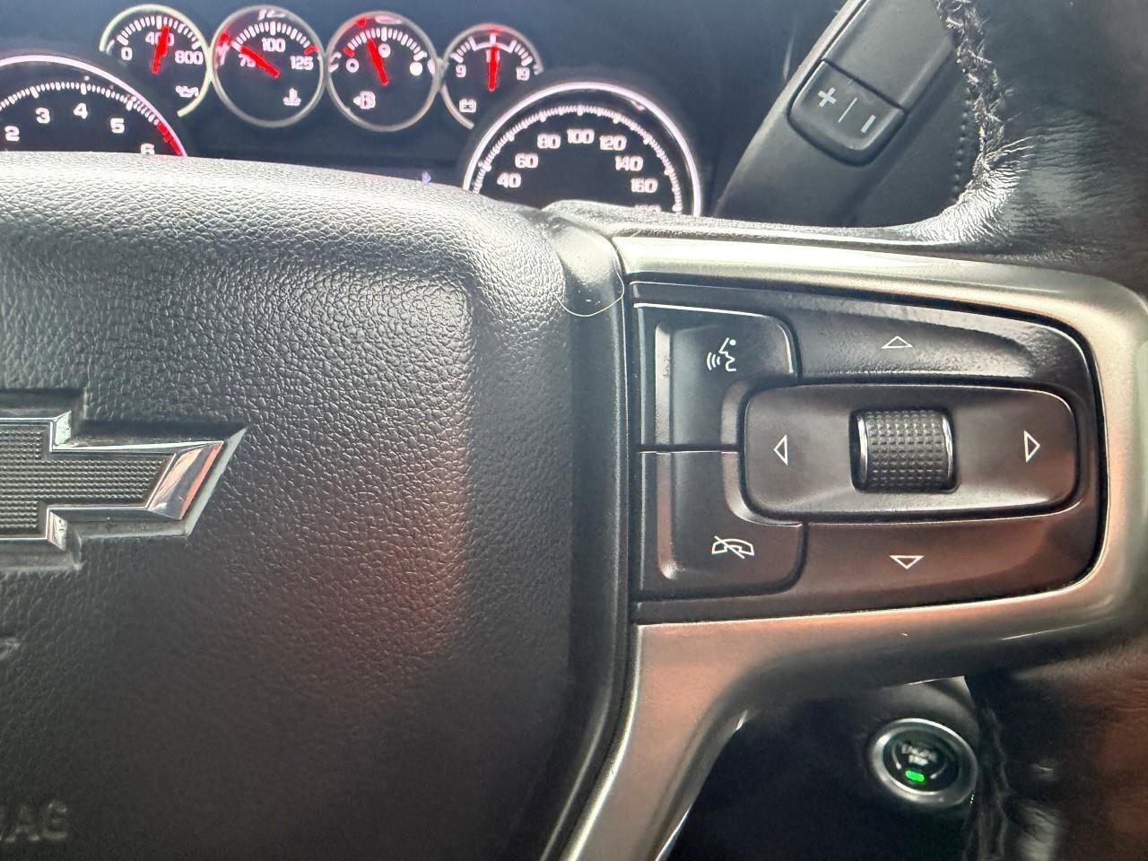 2021 Chevrolet Silverado 1500 LT Trail BossLT TRAIL BOSS, 5.3L V8, 2 FACTORY LIF Photo