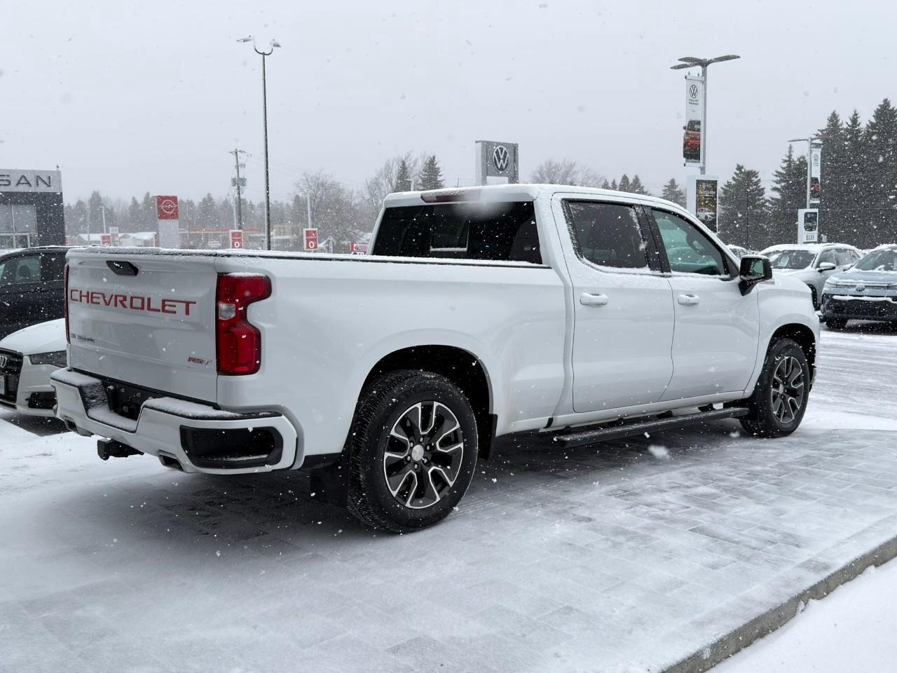 2021 Chevrolet Silverado 1500 RSTACCIDENT-FREE, 3.0L DURAMAX, HTD SEATS, APPLE C Photo3
