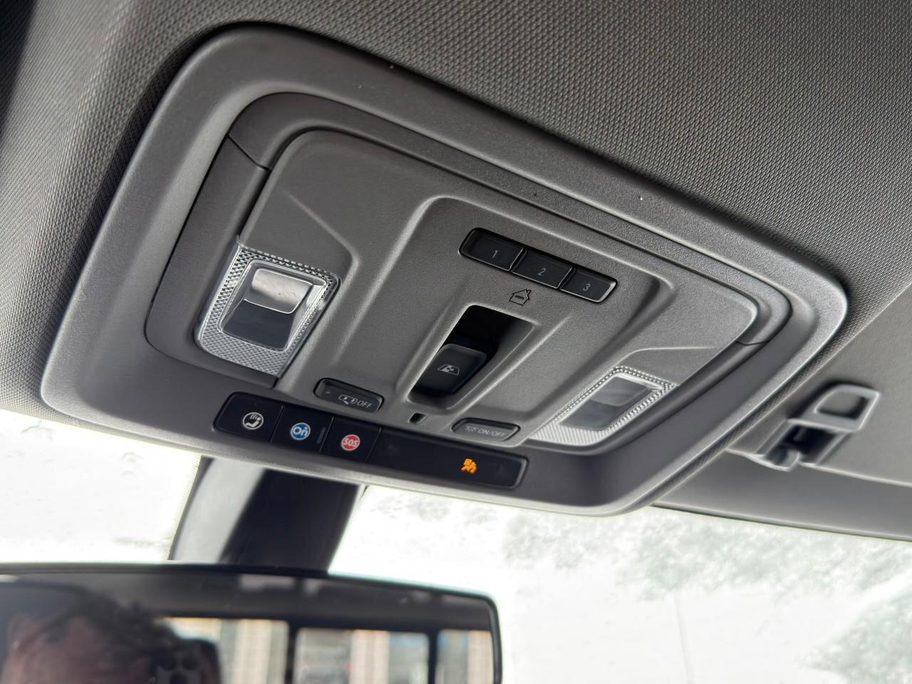 2021 Chevrolet Silverado 1500 RSTACCIDENT-FREE, 3.0L DURAMAX, HTD SEATS, APPLE C Photo