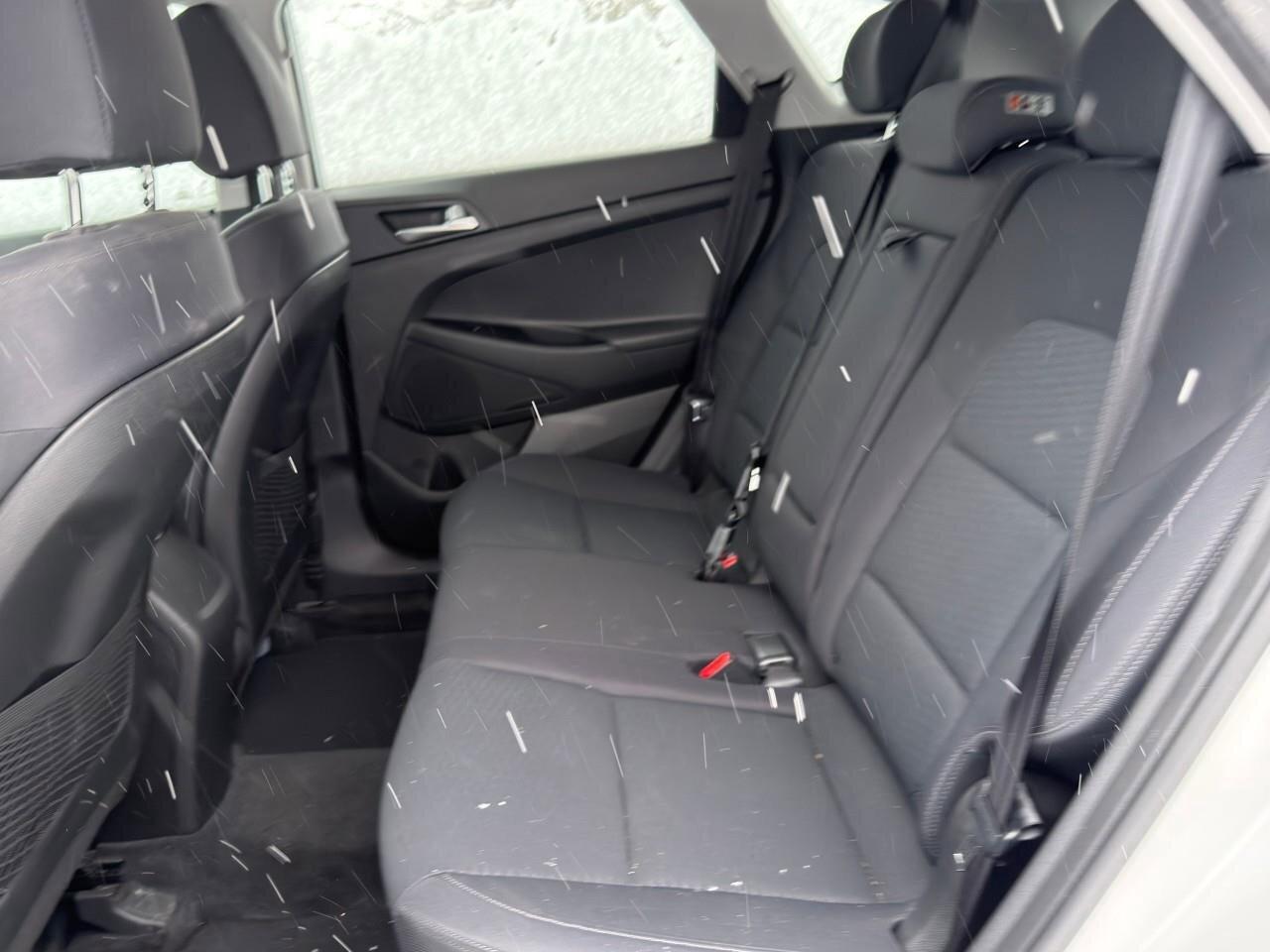 2019 Hyundai Tucson EssentialACCIDENT-FREE, AWD, HTD SEATS, BACKUP CAM Photo