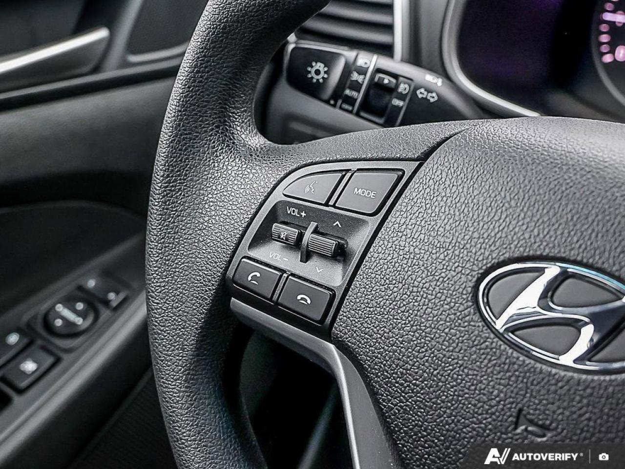 2019 Hyundai Tucson EssentialACCIDENT-FREE, AWD, HTD SEATS, BACKUP CAM Photo