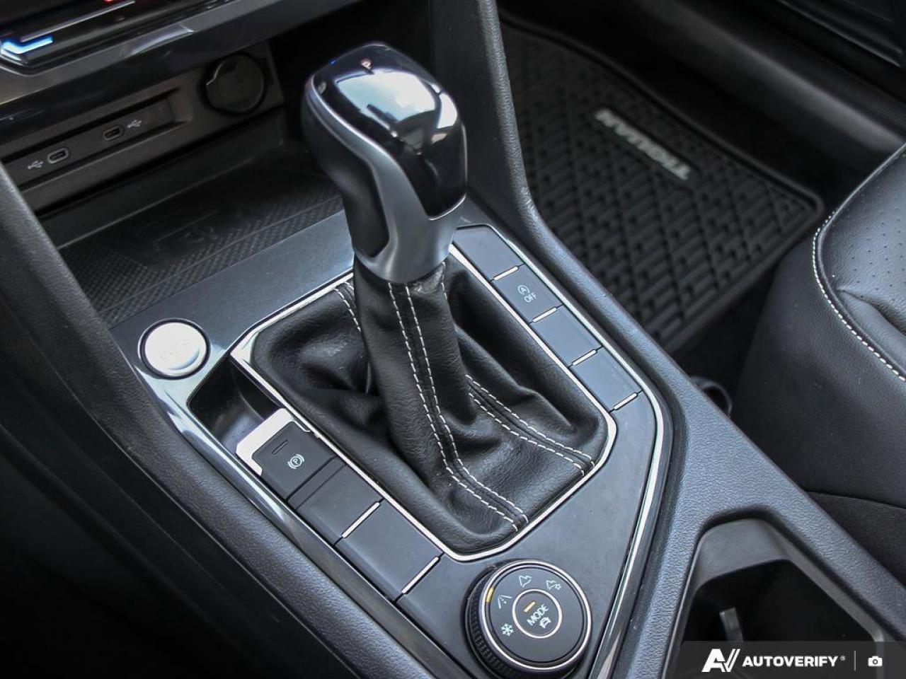 2022 Volkswagen Tiguan ComfortlineACCIDENT-FREE, AWD, SUNROOF, HTD SEATS, Photo