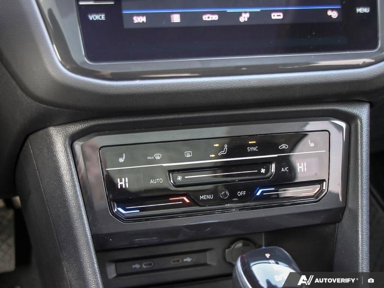 2022 Volkswagen Tiguan ComfortlineACCIDENT-FREE, AWD, SUNROOF, HTD SEATS, Photo