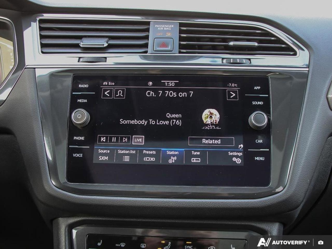 2022 Volkswagen Tiguan ComfortlineACCIDENT-FREE, AWD, SUNROOF, HTD SEATS, Photo