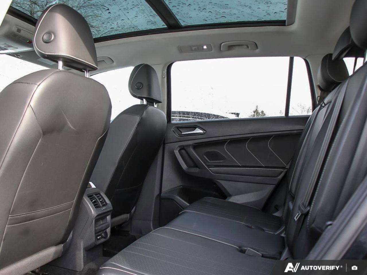 2022 Volkswagen Tiguan ComfortlineACCIDENT-FREE, AWD, SUNROOF, HTD SEATS, Photo