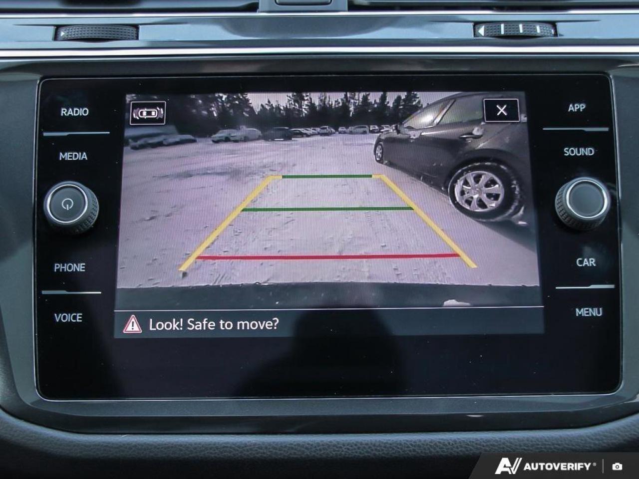 2022 Volkswagen Tiguan ComfortlineACCIDENT-FREE, AWD, SUNROOF, HTD SEATS, Photo