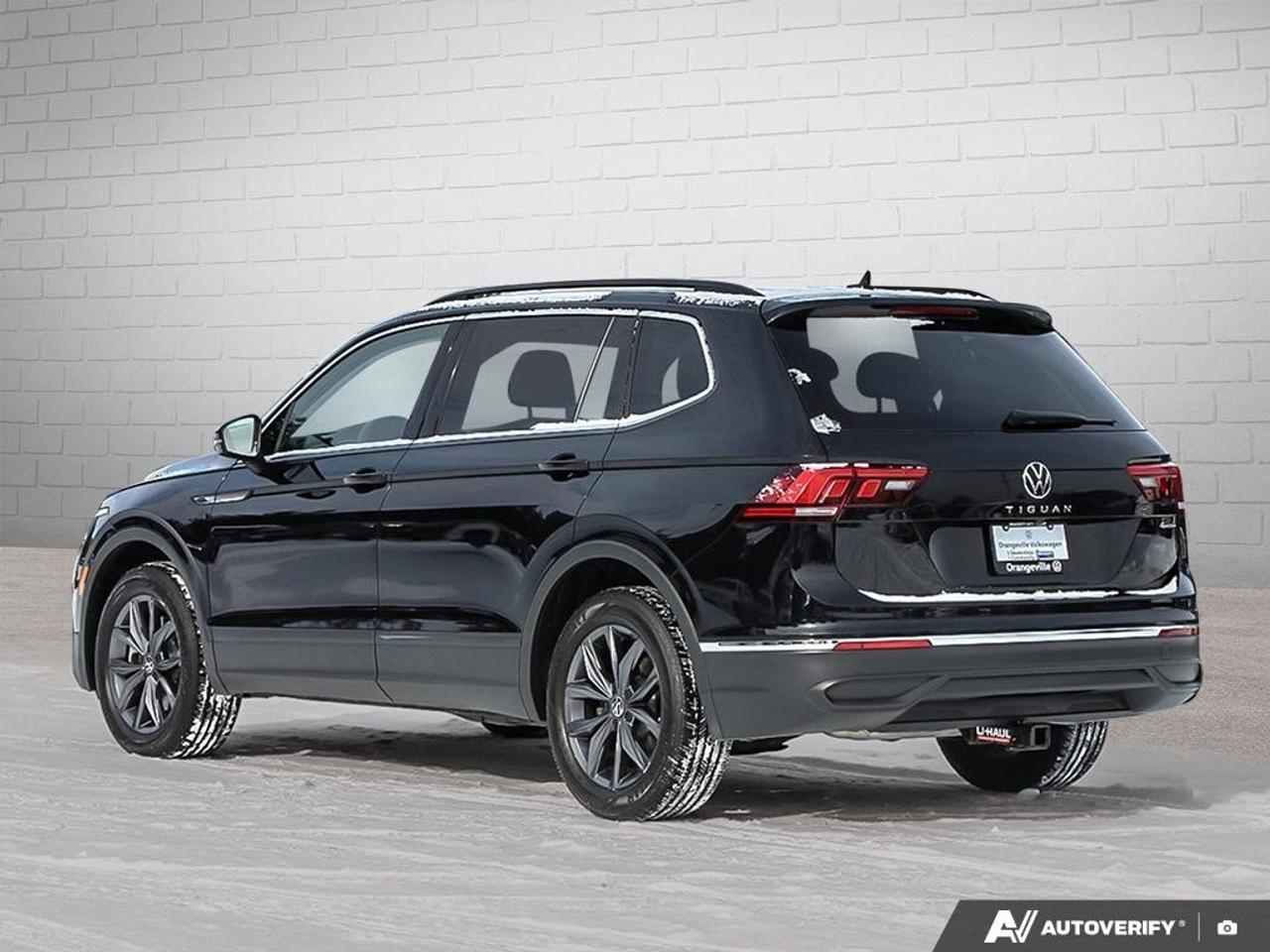2022 Volkswagen Tiguan ComfortlineACCIDENT-FREE, AWD, SUNROOF, HTD SEATS, Photo3