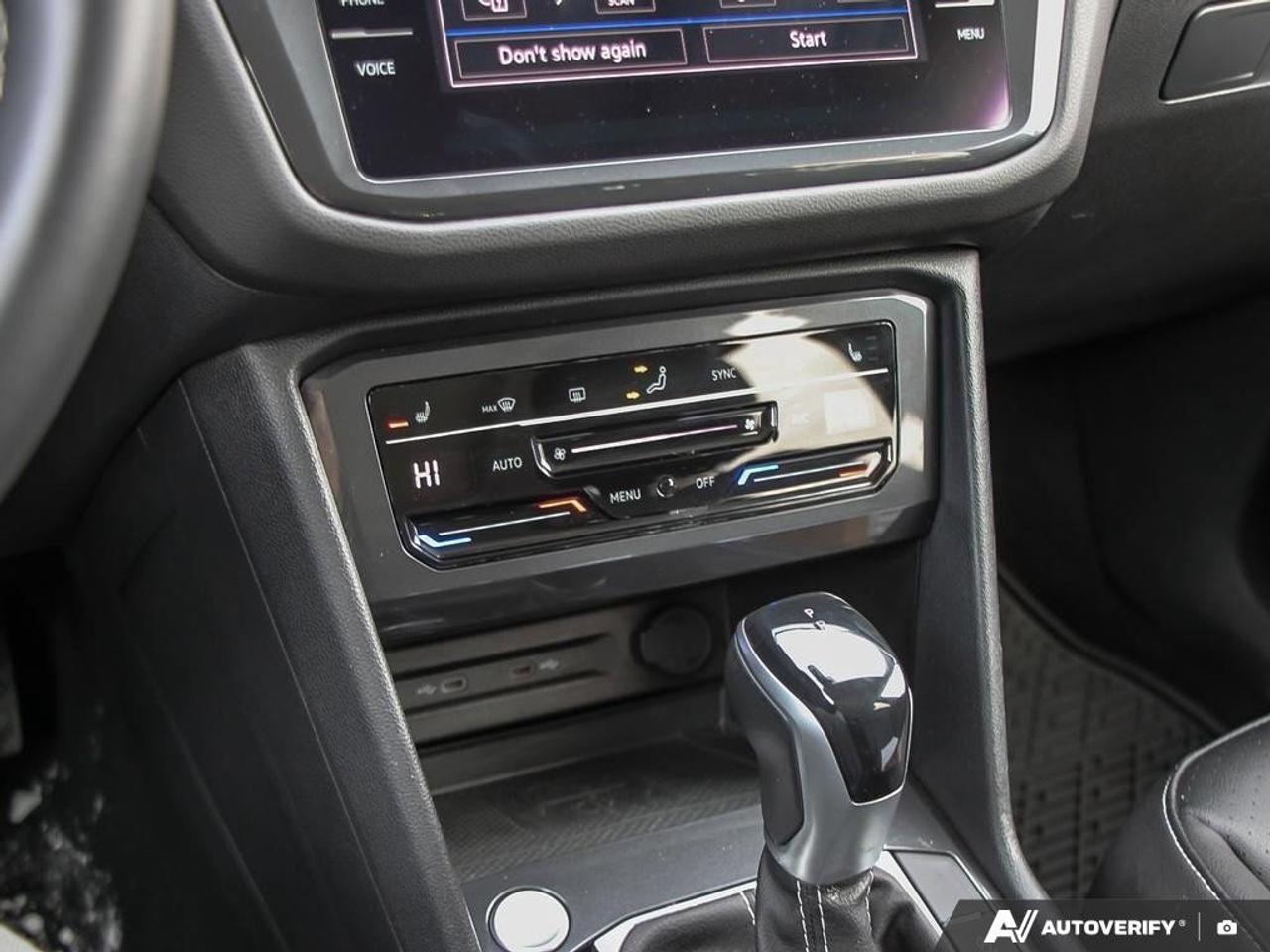 2022 Volkswagen Tiguan ComfortlineACCIDENT-FREE, AWD, SUNROOF, HTD SEATS, Photo