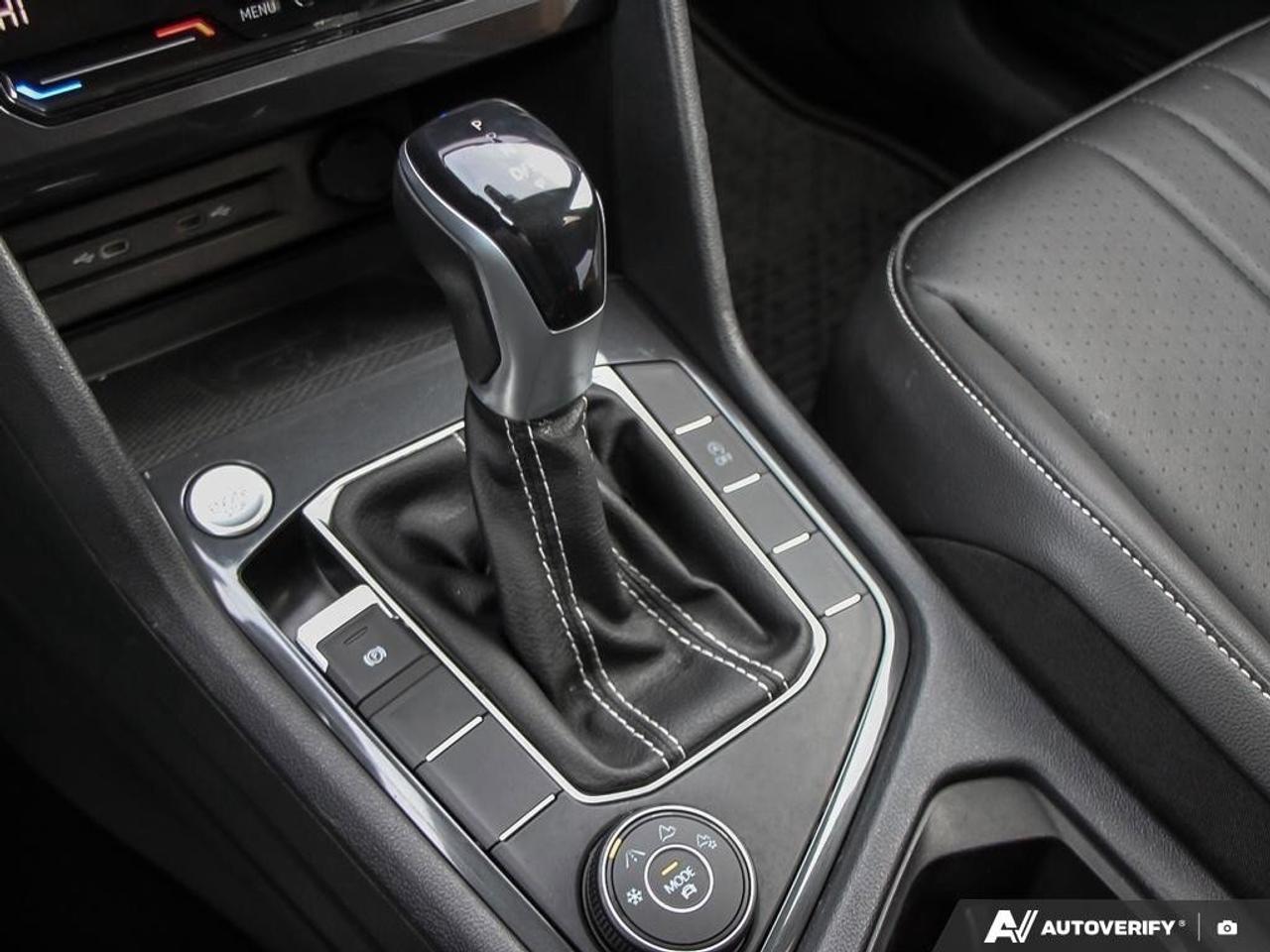 2022 Volkswagen Tiguan ComfortlineACCIDENT-FREE, AWD, SUNROOF, HTD SEATS, Photo