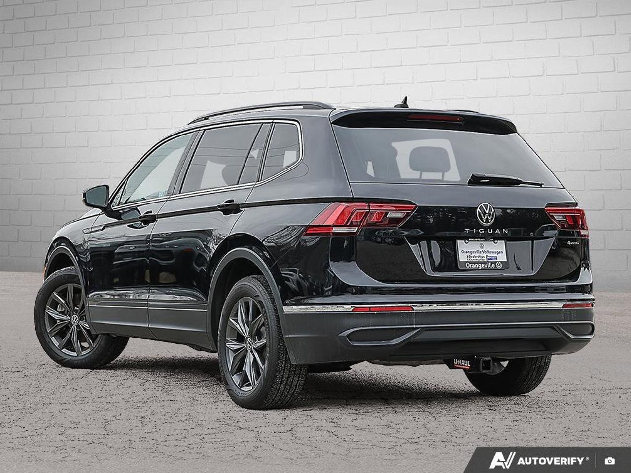 2022 Volkswagen Tiguan ComfortlineACCIDENT-FREE, AWD, SUNROOF, HTD SEATS, Photo