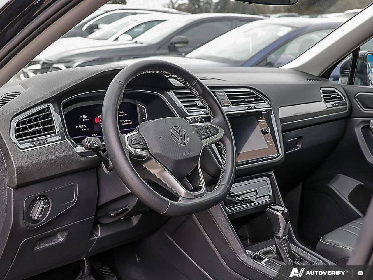 2022 Volkswagen Tiguan ComfortlineACCIDENT-FREE, AWD, SUNROOF, HTD SEATS, Photo