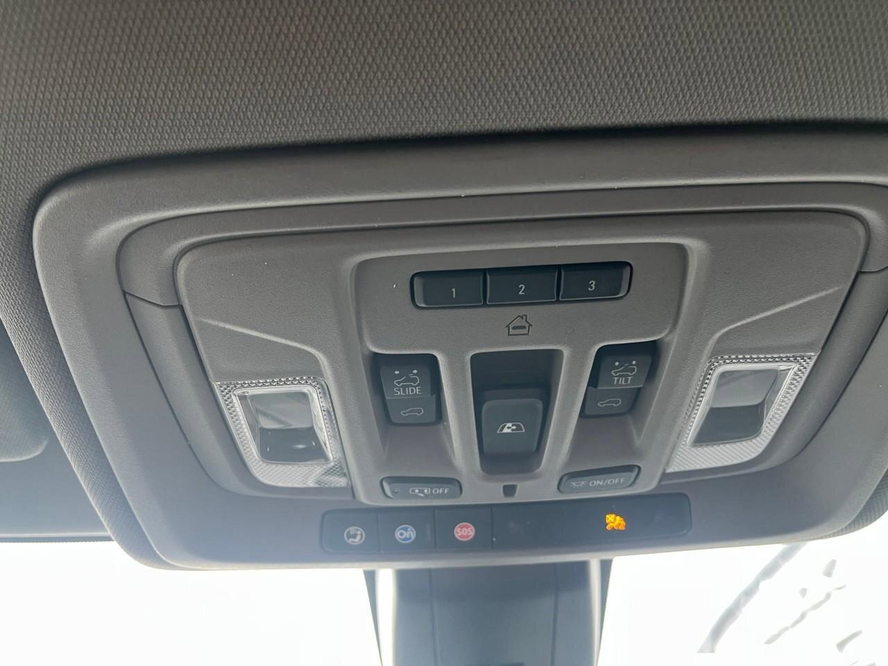 2021 GMC SIERRA 2500HD Denali6.6L V8, DURAMAX  DIESEL, 4X4, LEATHER, CREW Photo