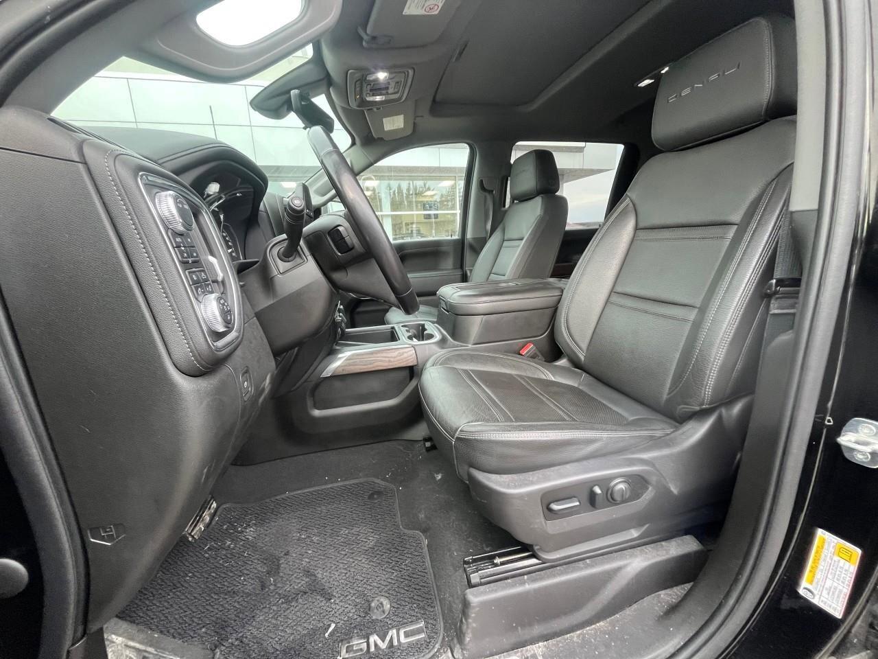 2021 GMC SIERRA 2500HD Denali6.6L V8, DURAMAX  DIESEL, 4X4, LEATHER, CREW Photo