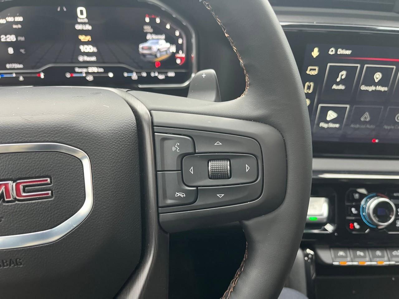 2025 GMC Sierra 1500 AT4AT4, DURAMAX 3.0L, 4X4, LEATHER, ALLOYS, LOW KM Photo