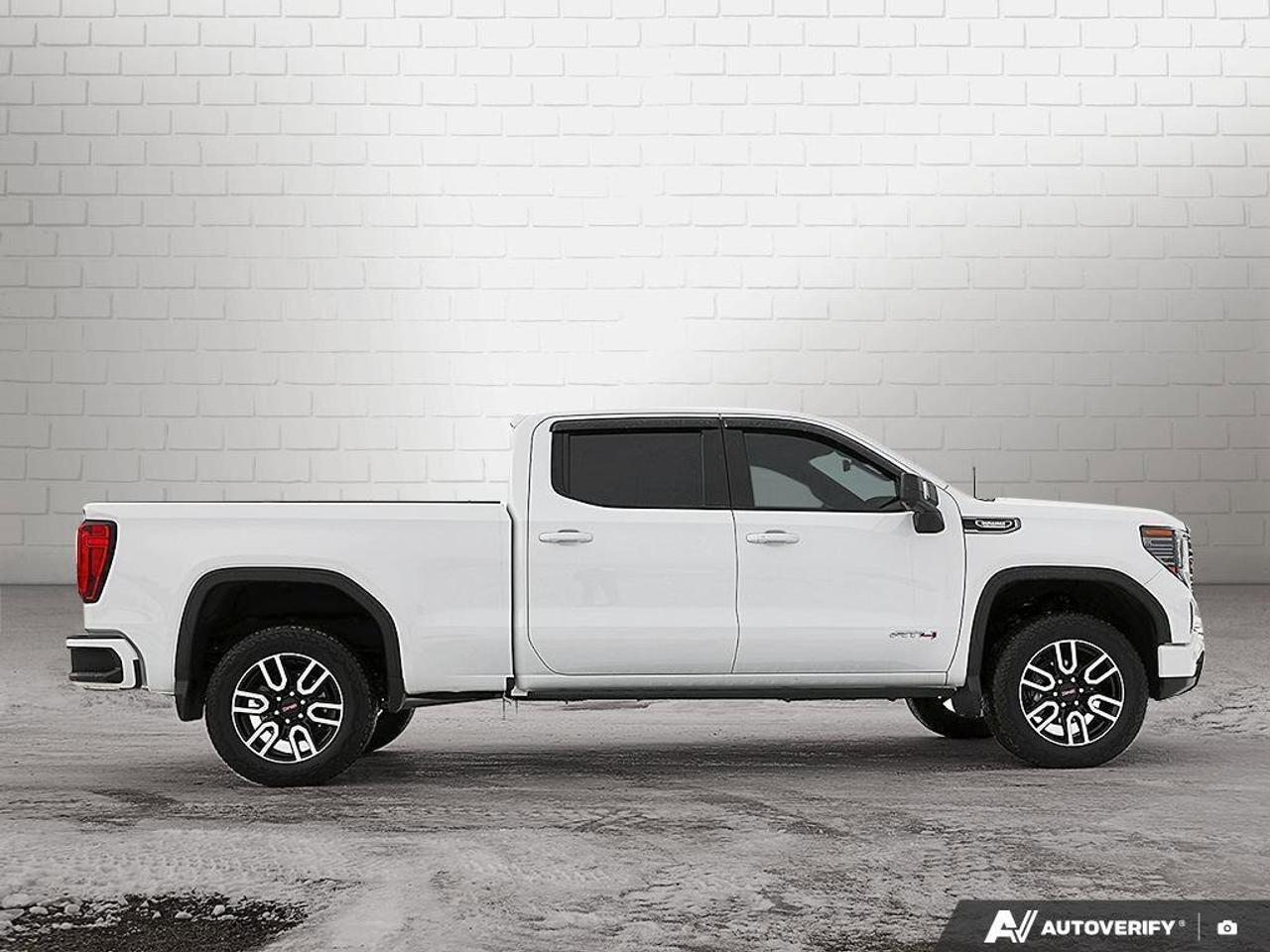 2025 GMC Sierra 1500 AT4AT4, DURAMAX 3.0L, 4X4, LEATHER, ALLOYS, LOW KM Photo