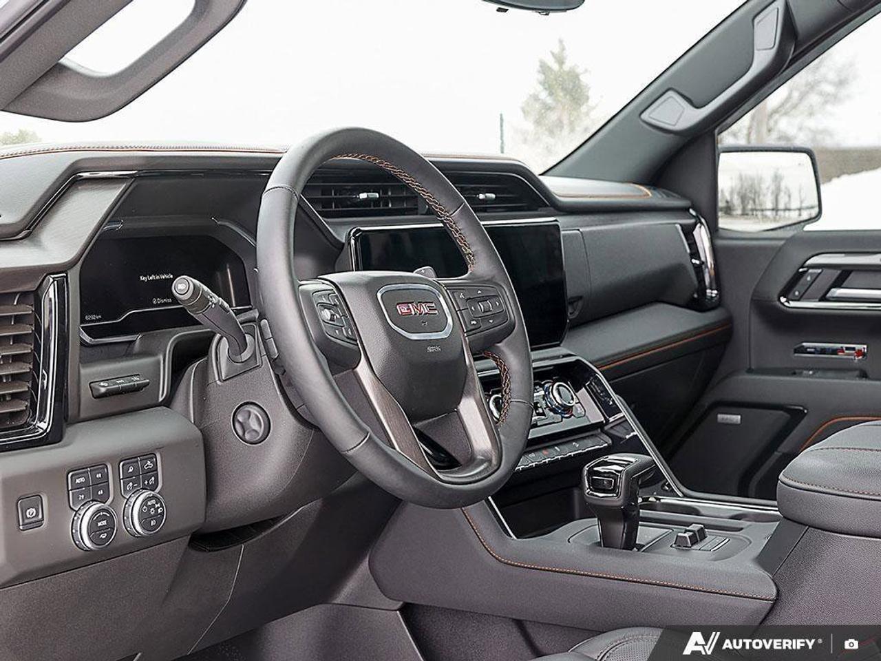 2025 GMC Sierra 1500 AT4AT4, DURAMAX 3.0L, 4X4, LEATHER, ALLOYS, LOW KM Photo