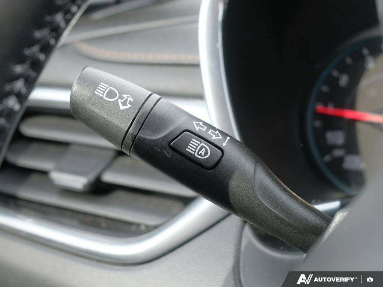 2020 Chevrolet Equinox PremierPREMIER, 2.0L 4-CYLINDER, AWD, LEATHER, LOA Photo