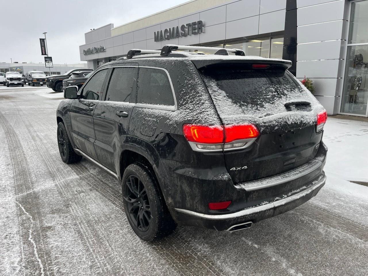 2017 Jeep Grand Cherokee SummitSUMMIT, 5.7L V8, AWD, LEATHER, ALLOYS, 1-OWN Photo