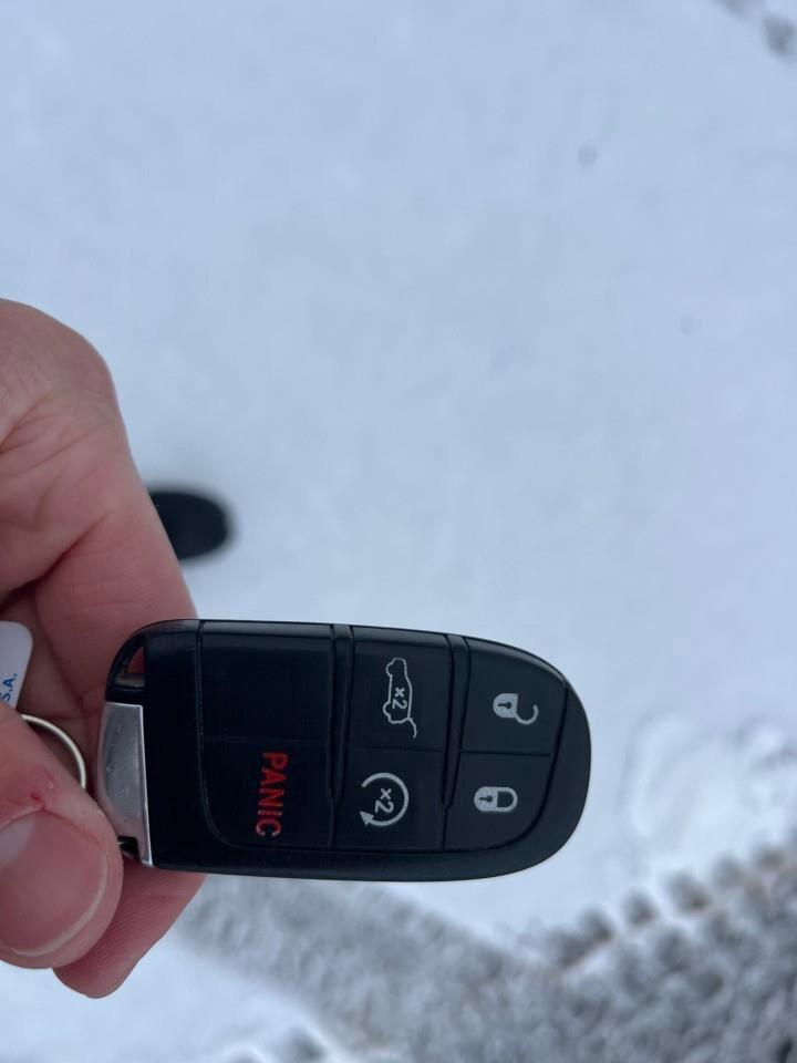 2017 Jeep Grand Cherokee SummitSUMMIT, 5.7L V8, AWD, LEATHER, ALLOYS, 1-OWN Photo