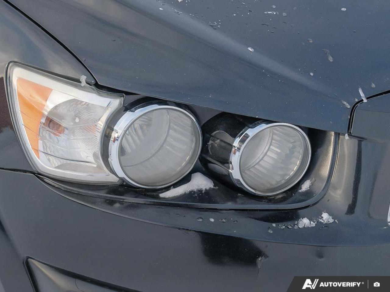 2015 Chevrolet Sonic LTHATCHBACK, LT, 1.8L, AUTOMATIC, FWD, CLOTH, AS-T Photo