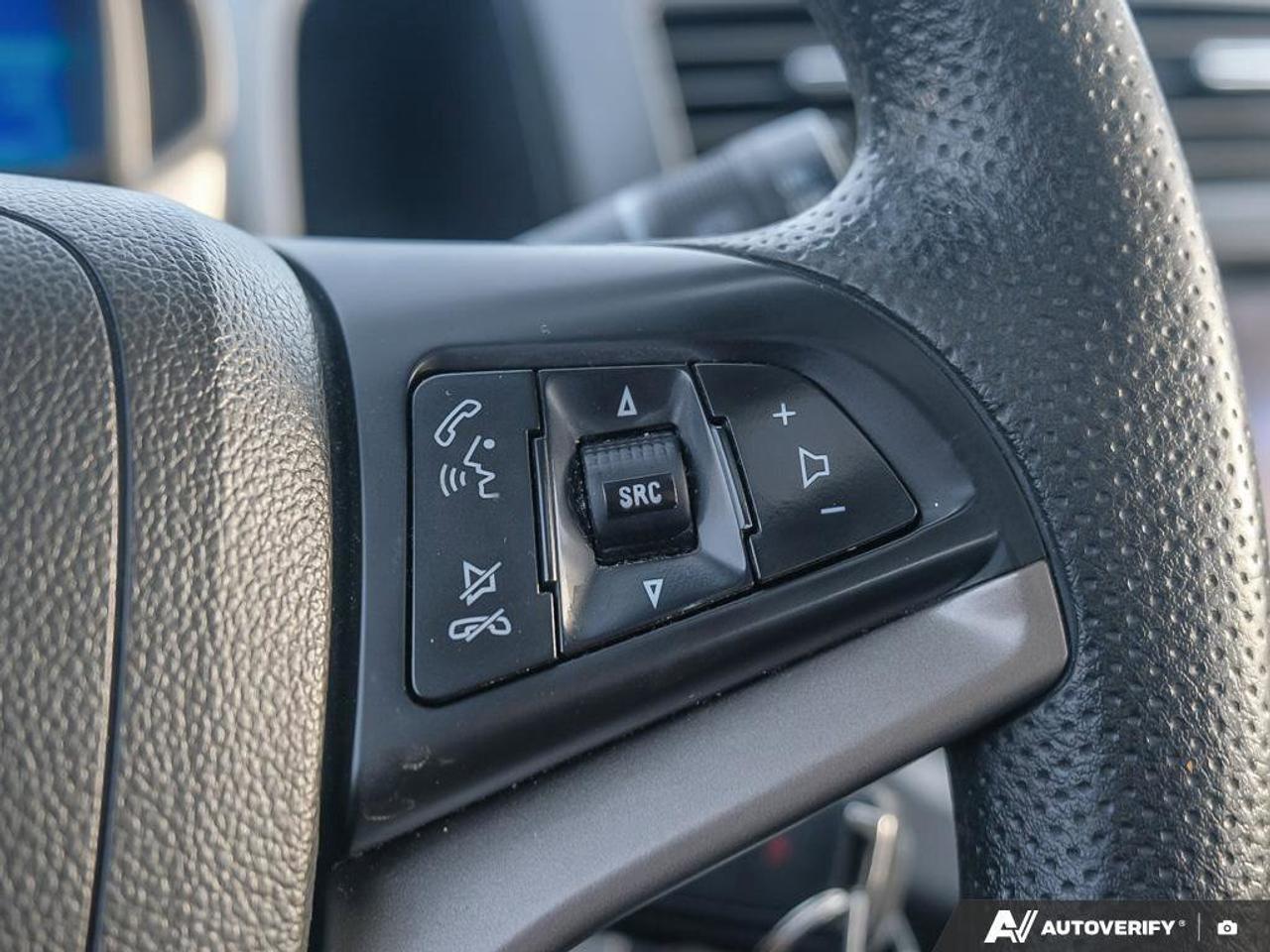 2015 Chevrolet Sonic LTHATCHBACK, LT, 1.8L, AUTOMATIC, FWD, CLOTH, AS-T Photo