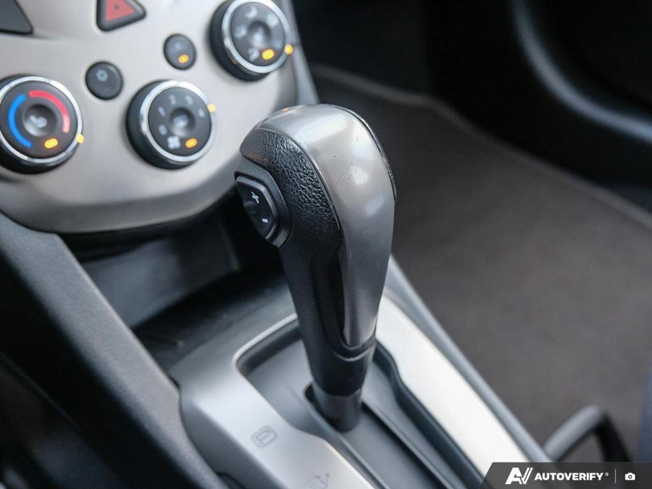 2015 Chevrolet Sonic LTHATCHBACK, LT, 1.8L, AUTOMATIC, FWD, CLOTH, AS-T Photo