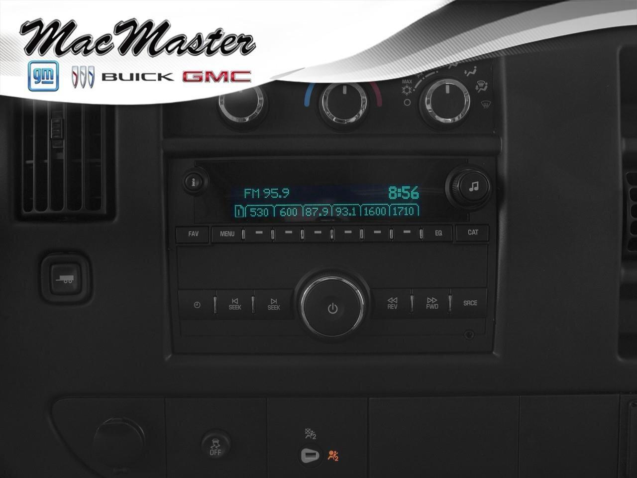 2017 GMC Savana Cargo Van Work Van2500, CARGO VAN, 4.8L V8, RWD, CLOTH, AS-T Photo