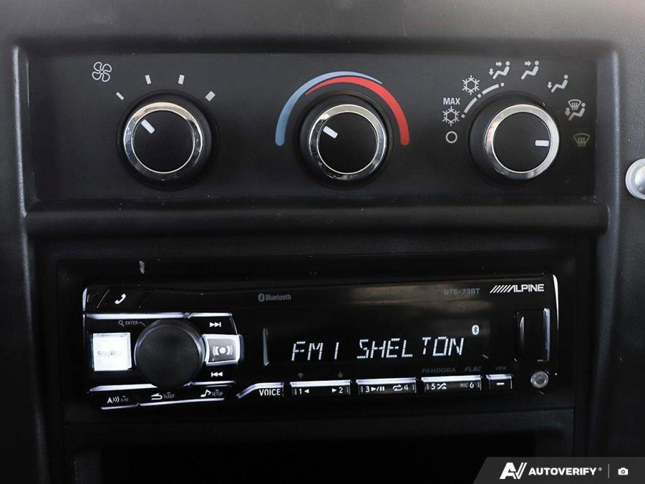 2017 GMC Savana Cargo Van Work Van2500, CARGO VAN, 4.8L V8, RWD, CLOTH, AS-T Photo