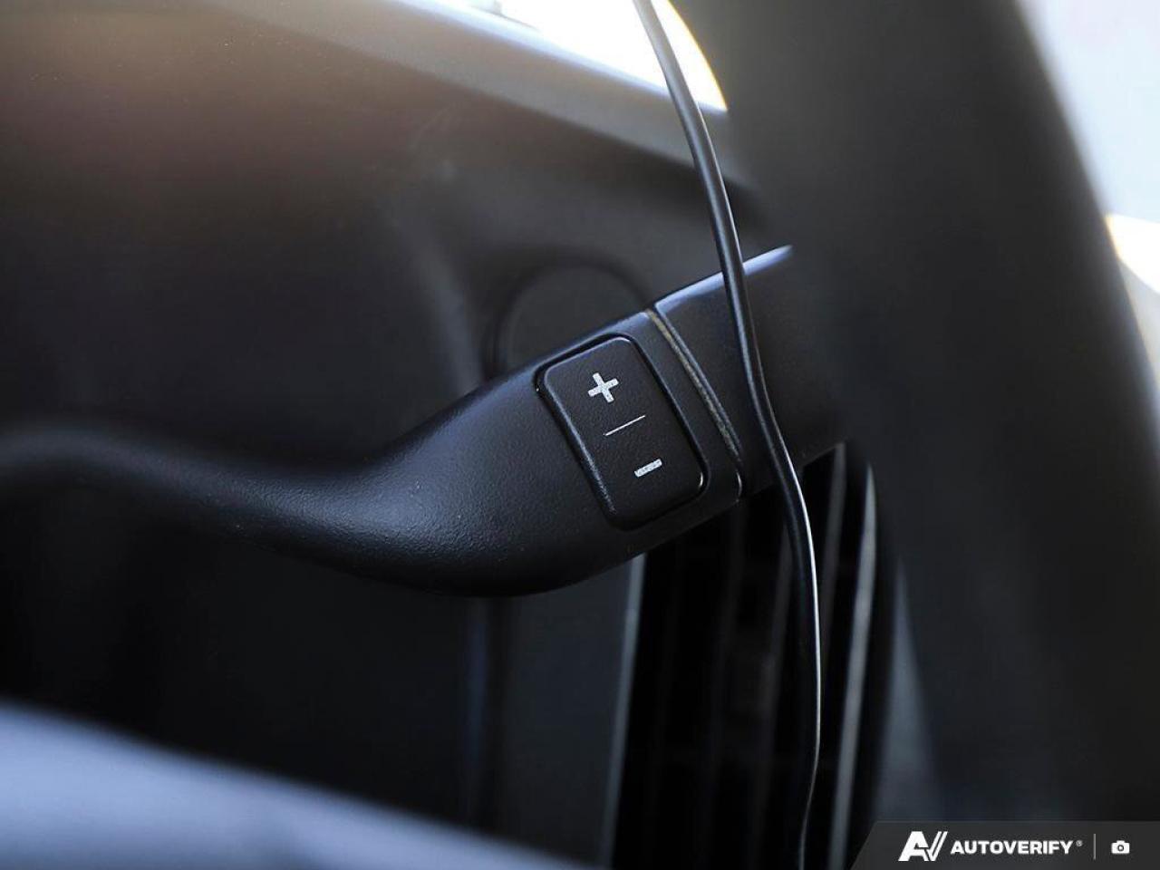 2017 GMC Savana Cargo Van Work Van2500, CARGO VAN, 4.8L V8, RWD, CLOTH, AS-T Photo