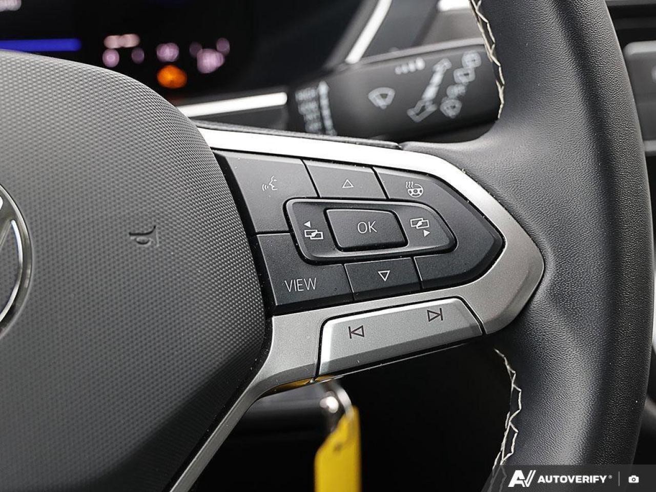 2024 Volkswagen Tiguan TrendlineONE-OWNER, ACCIDENT-FREE, AWD, THIRD ROW Photo