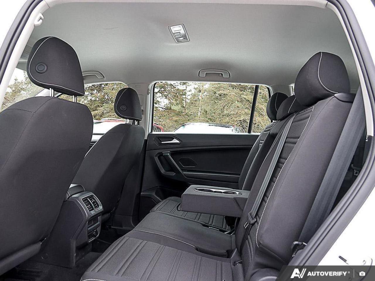 2024 Volkswagen Tiguan TrendlineONE-OWNER, ACCIDENT-FREE, AWD, THIRD ROW Photo