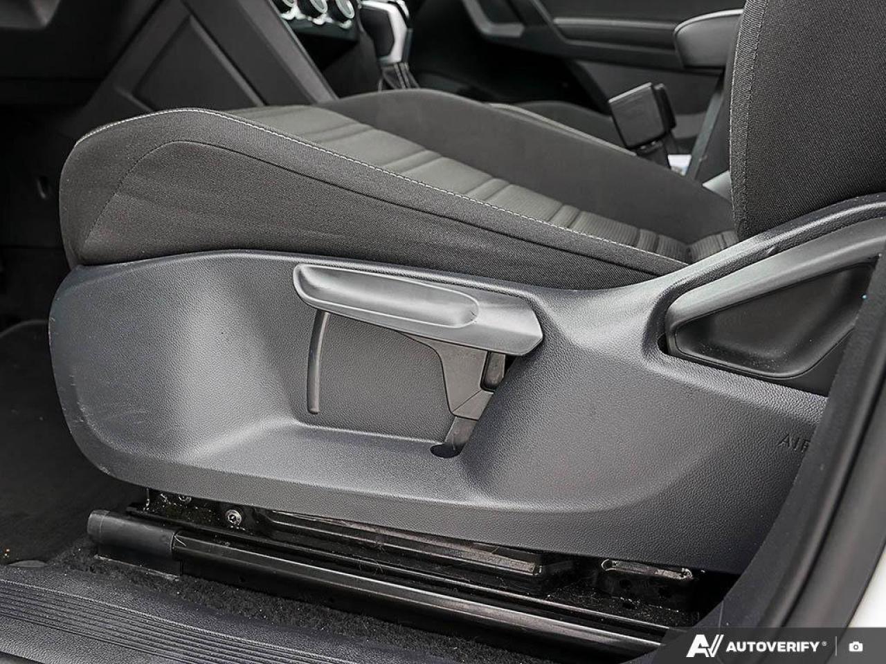 2024 Volkswagen Tiguan TrendlineONE-OWNER, ACCIDENT-FREE, AWD, THIRD ROW Photo