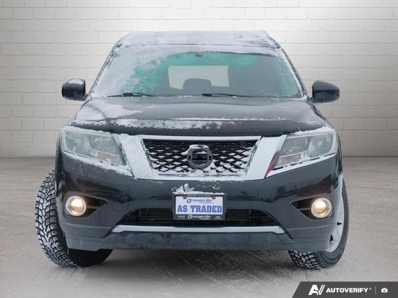 2016 Nissan Pathfinder SVS, 3.5L V6, CVT, AWD, CLOTH, 7-PASSENGER, AS-TRA Photo