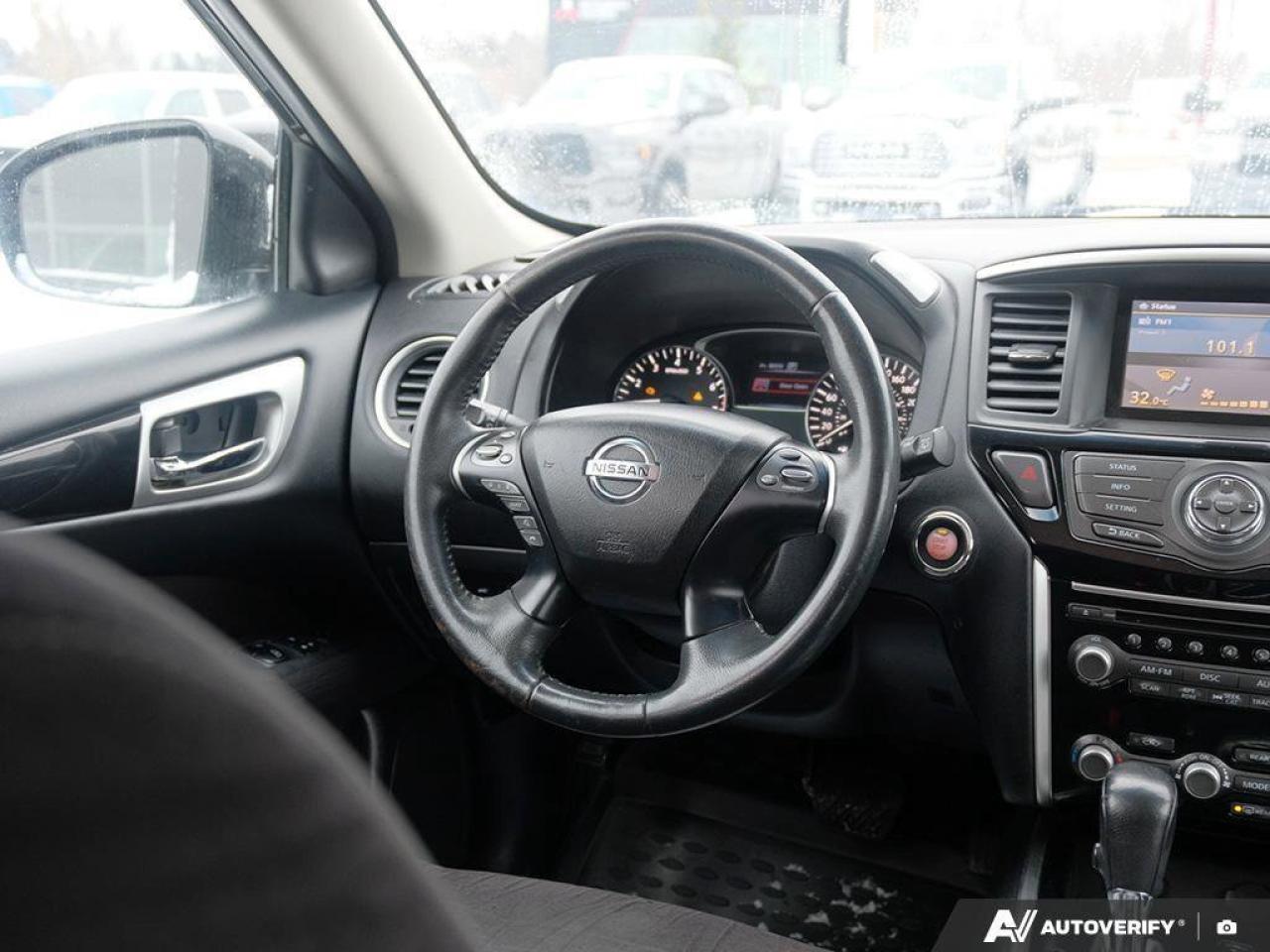 2016 Nissan Pathfinder SVS, 3.5L V6, CVT, AWD, CLOTH, 7-PASSENGER, AS-TRA Photo