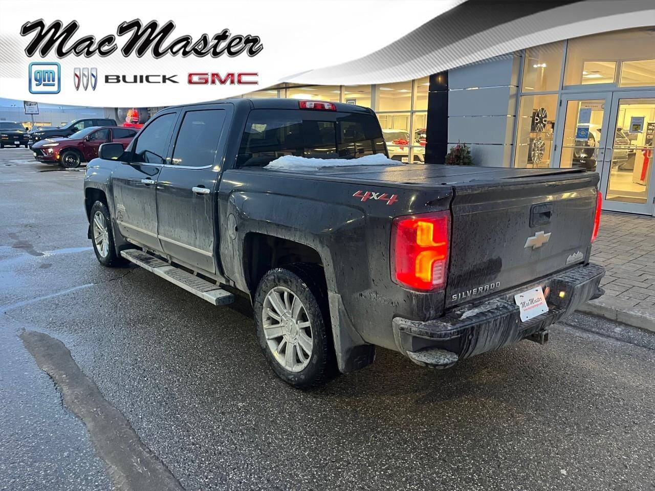 2018 Chevrolet Silverado 1500 4WD Crew Cab 143.5  High Country Photo