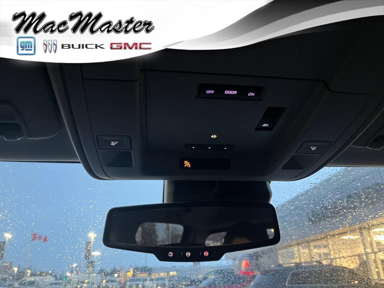 2018 Chevrolet Silverado 1500 4WD Crew Cab 143.5  High Country Photo