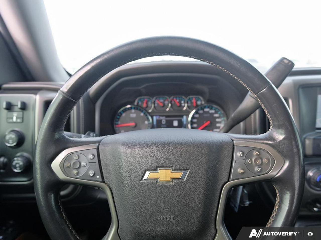 2018 Chevrolet Silverado 1500 High CountryHIGH COUNTRY, 5.3L V8, 4X4, LEATHER, C Photo