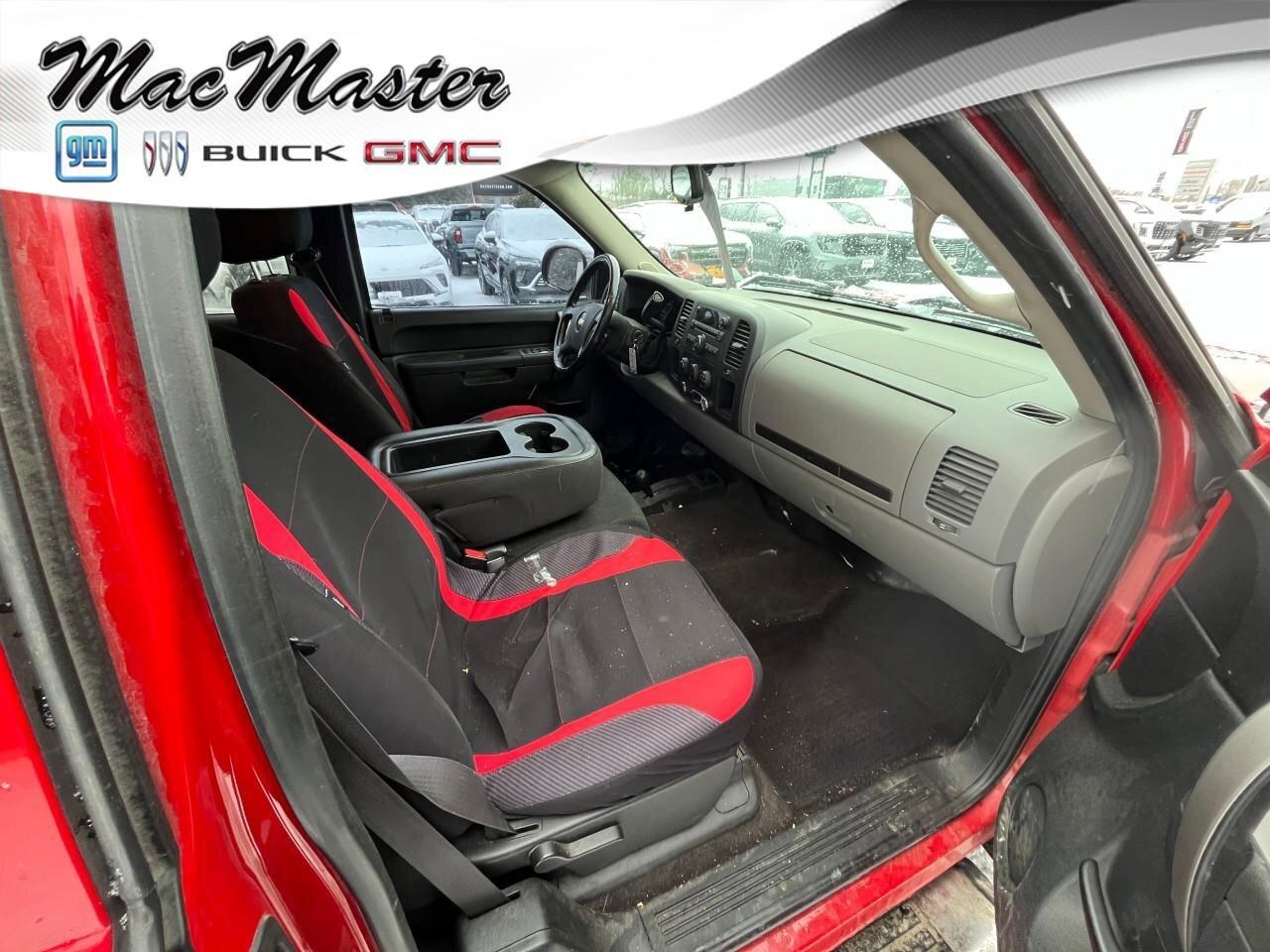 2011 Chevrolet Silverado 1500 LSLS, 4.8L V8, 4X4, CLOTH, AS-TRADED! Photo