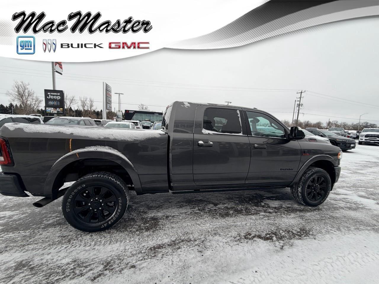 2022 RAM 2500 LimitedLIMITED, 6.7L CUMMINS DIESEL, 4X4, MEGA CAB Photo