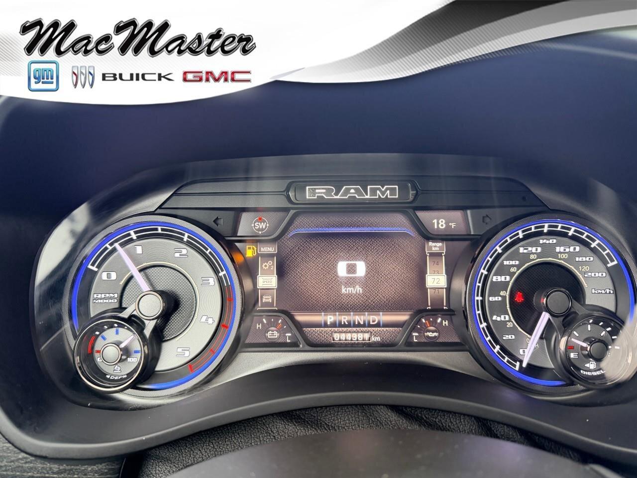 2022 RAM 2500 LimitedLIMITED, 6.7L CUMMINS DIESEL, 4X4, MEGA CAB Photo