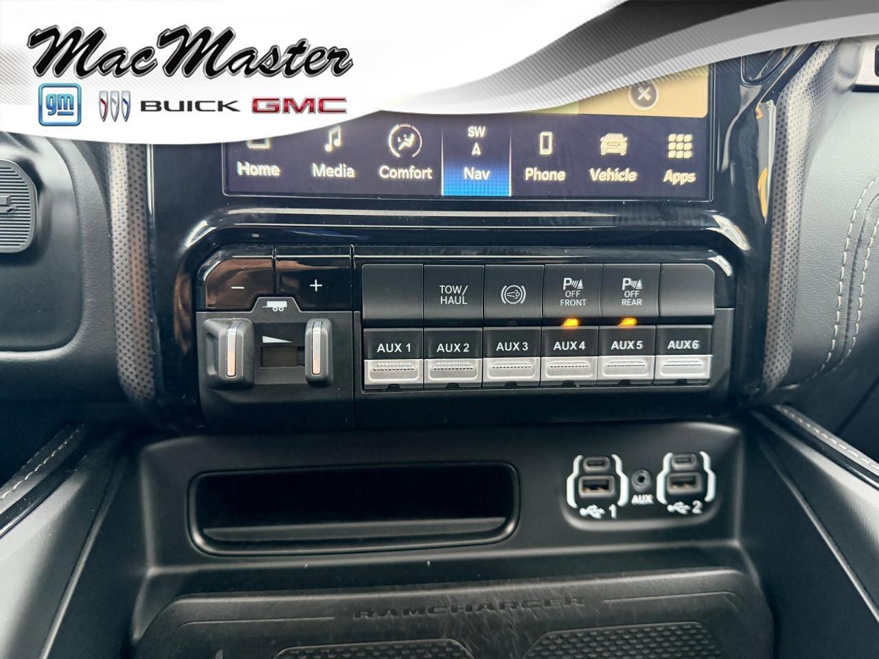 2022 RAM 2500 LimitedLIMITED, 6.7L CUMMINS DIESEL, 4X4, MEGA CAB Photo