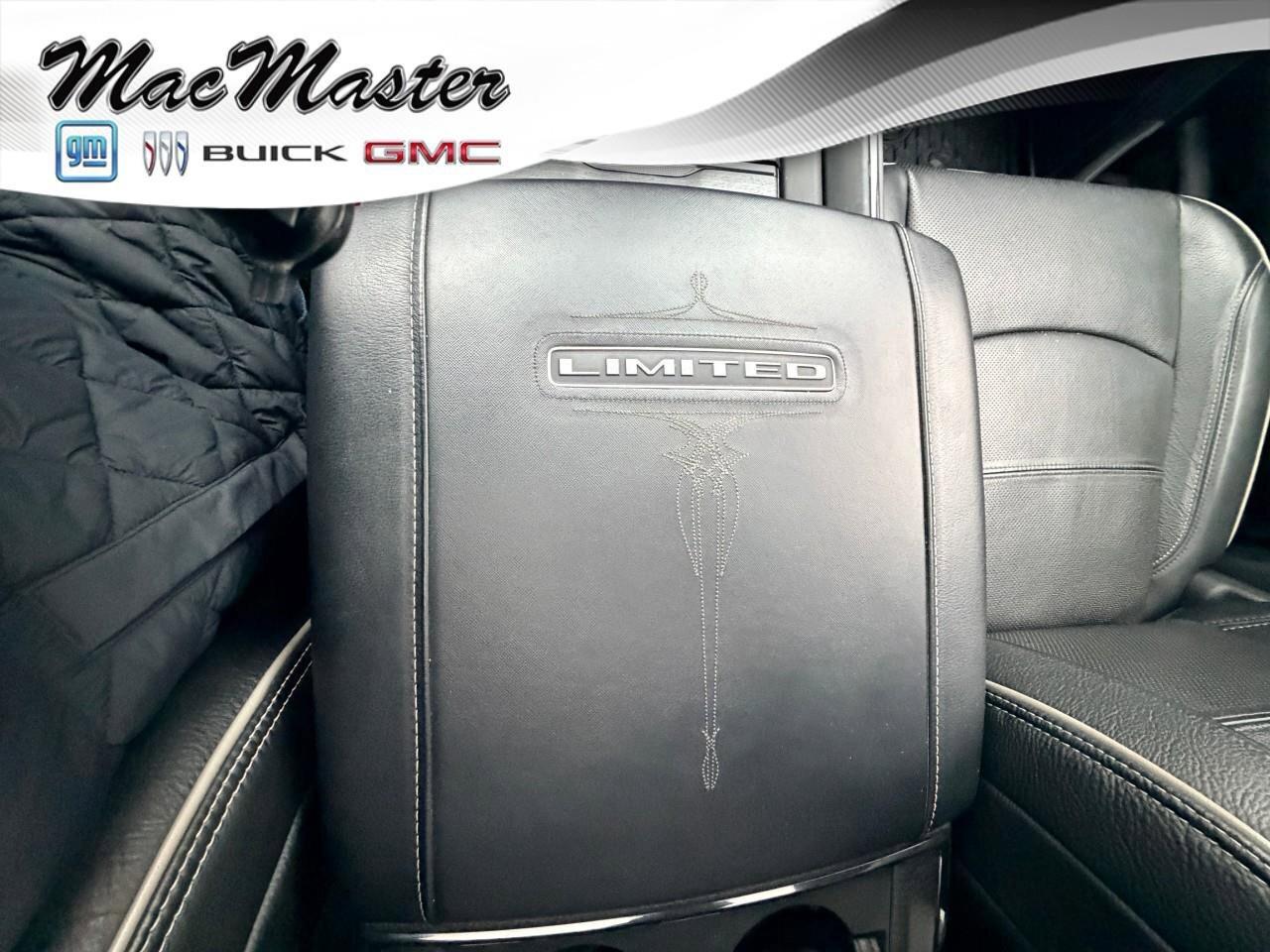 2022 RAM 2500 LimitedLIMITED, 6.7L CUMMINS DIESEL, 4X4, MEGA CAB Photo