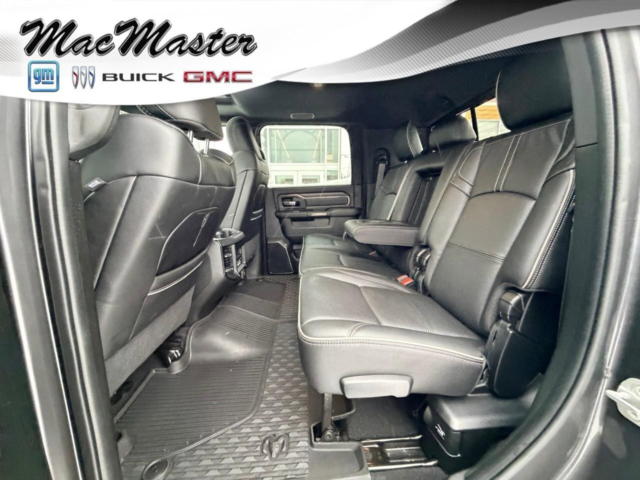 2022 RAM 2500 LimitedLIMITED, 6.7L CUMMINS DIESEL, 4X4, MEGA CAB Photo