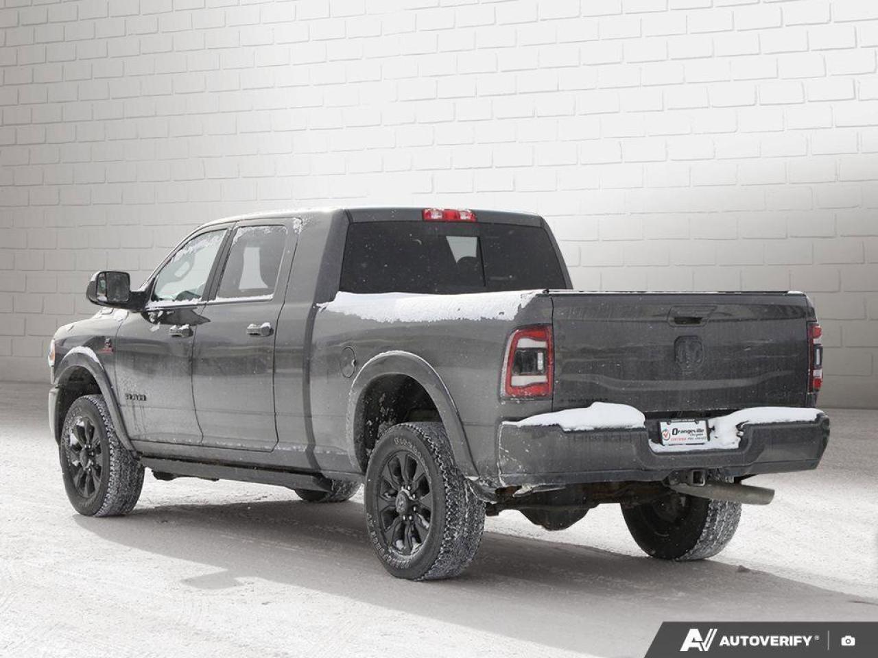 2022 RAM 2500 LimitedLIMITED, 6.7L CUMMINS DIESEL, 4X4, MEGA CAB Photo3