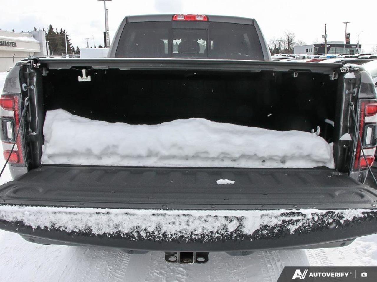 2022 RAM 2500 LimitedLIMITED, 6.7L CUMMINS DIESEL, 4X4, MEGA CAB Photo