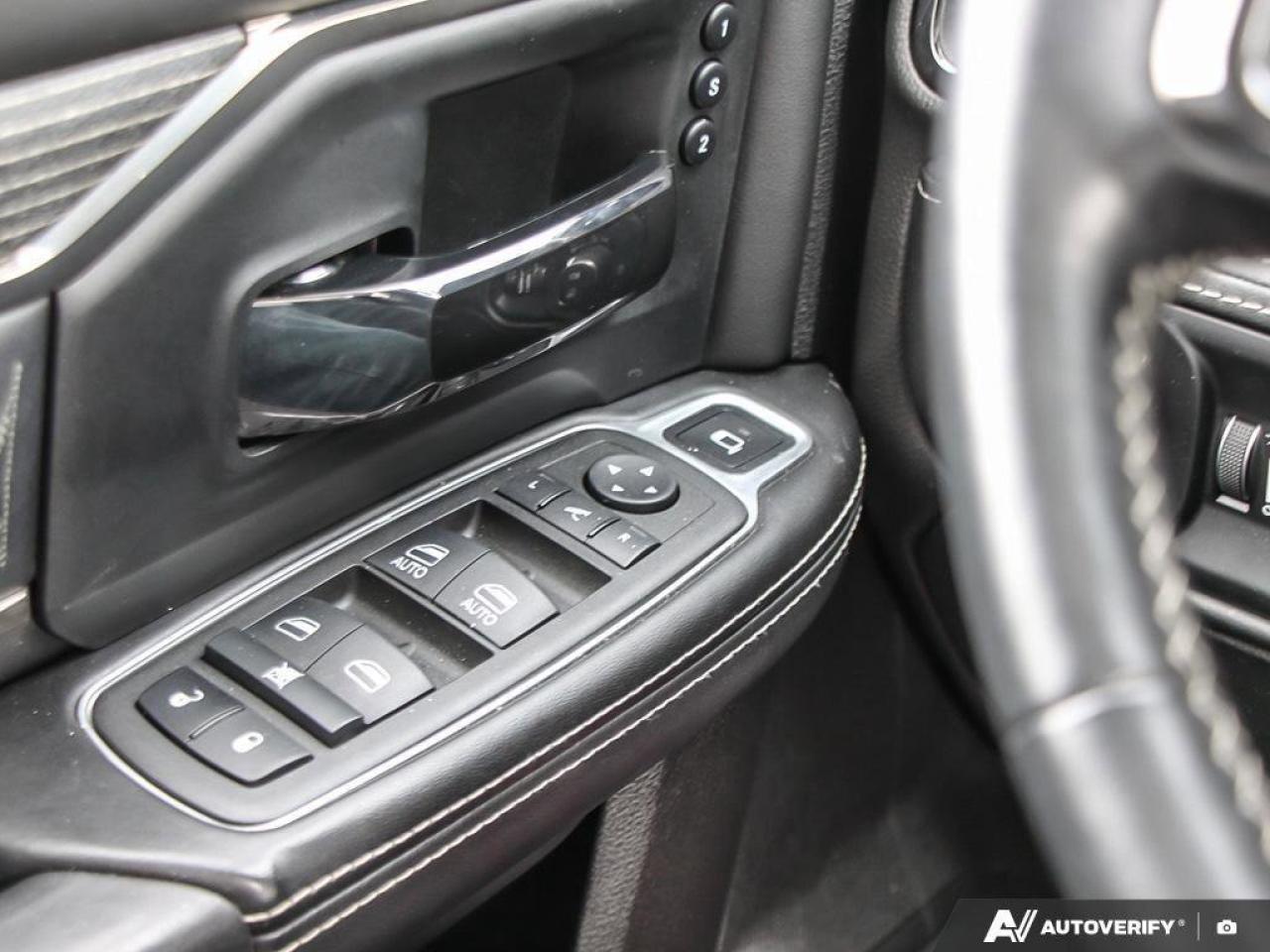 2022 RAM 2500 LimitedLIMITED, 6.7L CUMMINS DIESEL, 4X4, MEGA CAB Photo