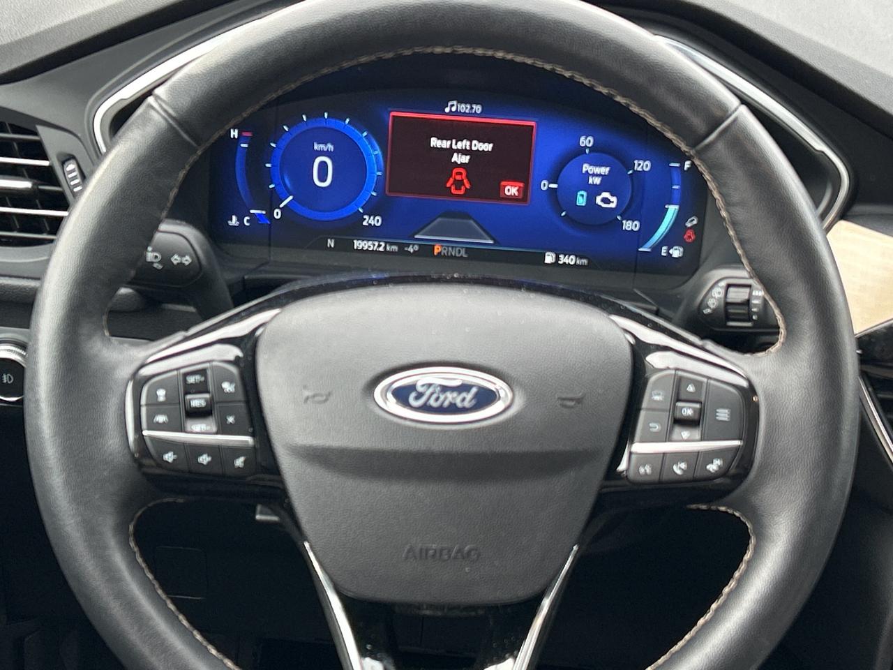 2022 Ford Escape Titanium Hybrid AWD Photo
