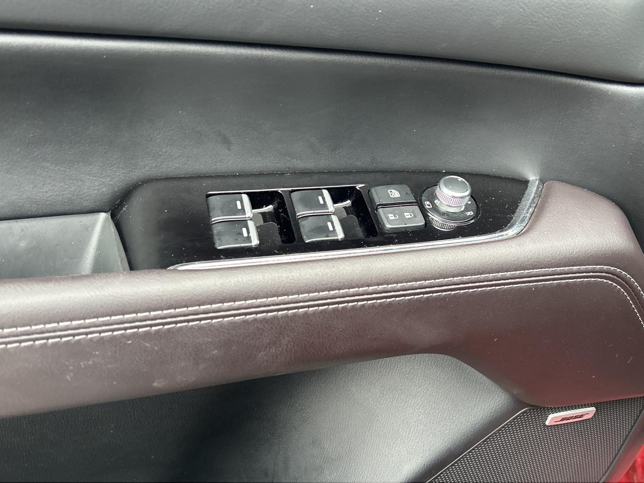 2024 Mazda CX-5 Signature AWD Photo