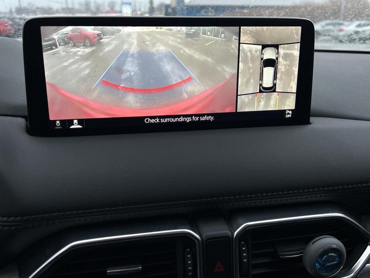 2024 Mazda CX-5 Signature AWD Photo